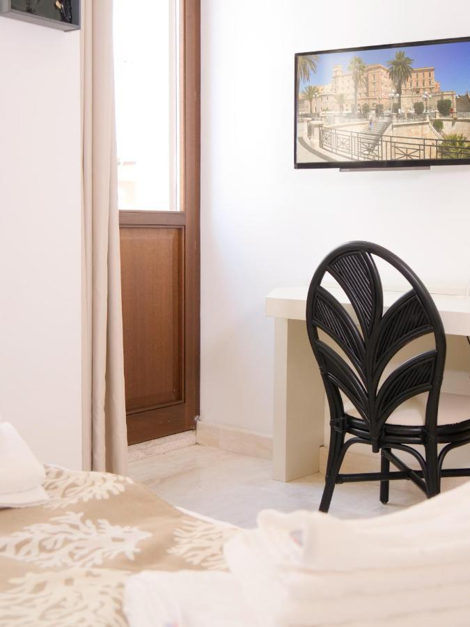 Oidu - Cagliari Suites Exteriör bild