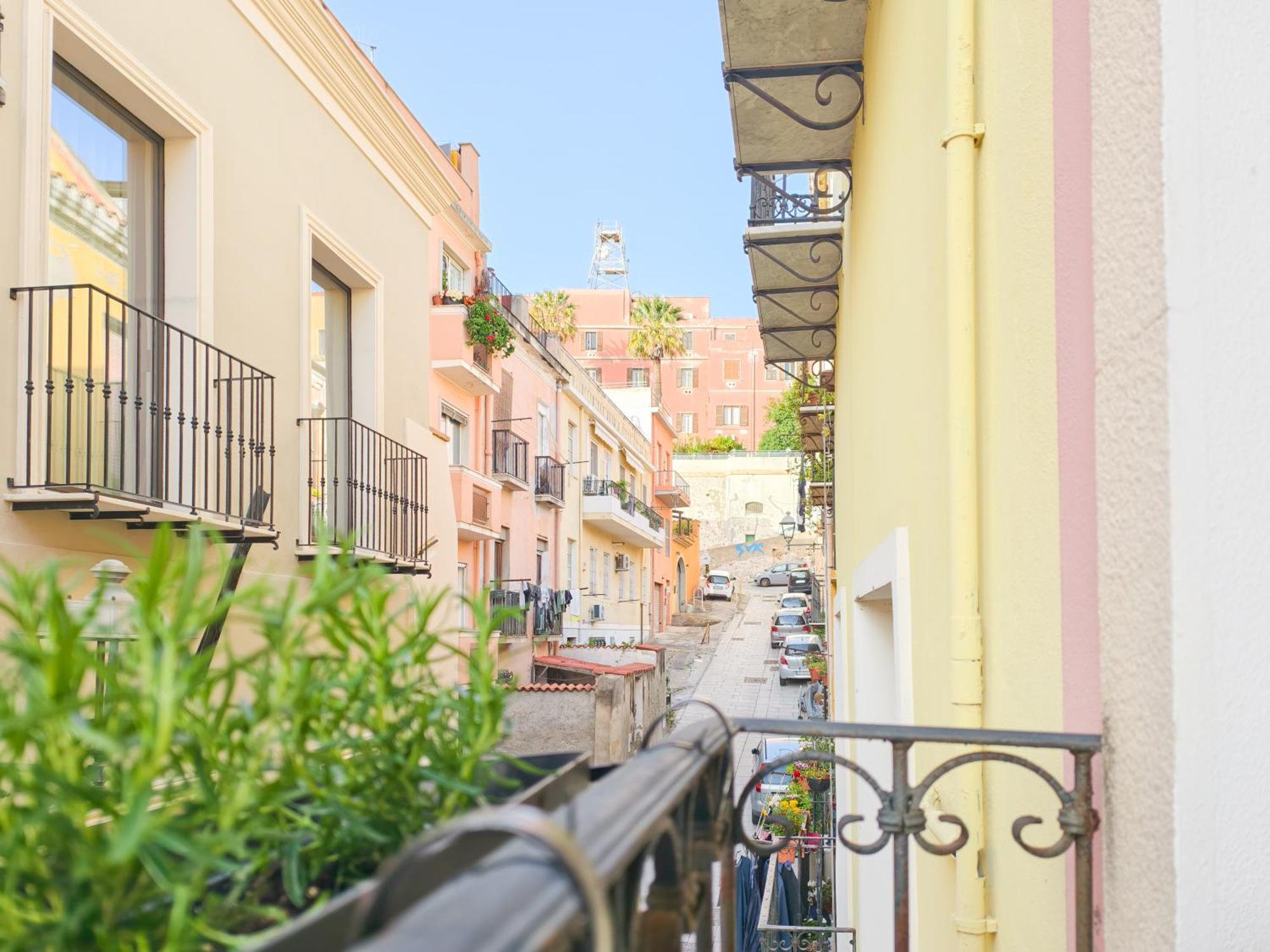 Oidu - Cagliari Suites Exteriör bild