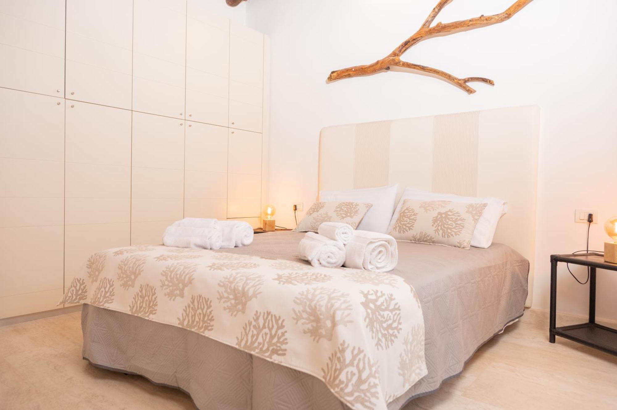 Oidu - Cagliari Suites Exteriör bild